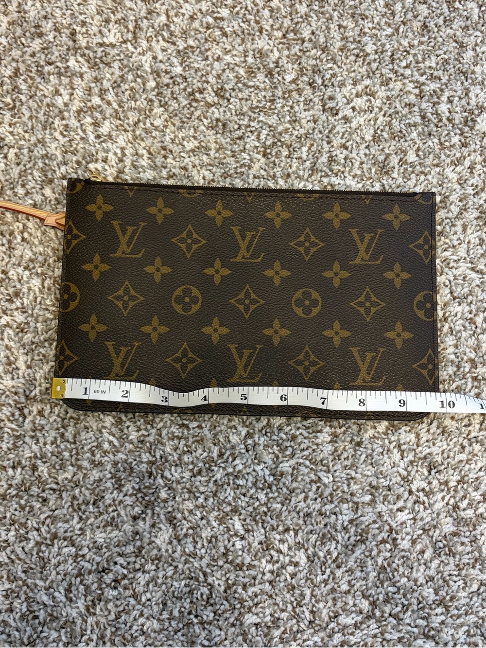 Like New 2024 Louis Vuitton Monogram Wristlet Pouch in Brown and Tan - Picture 15 of 16